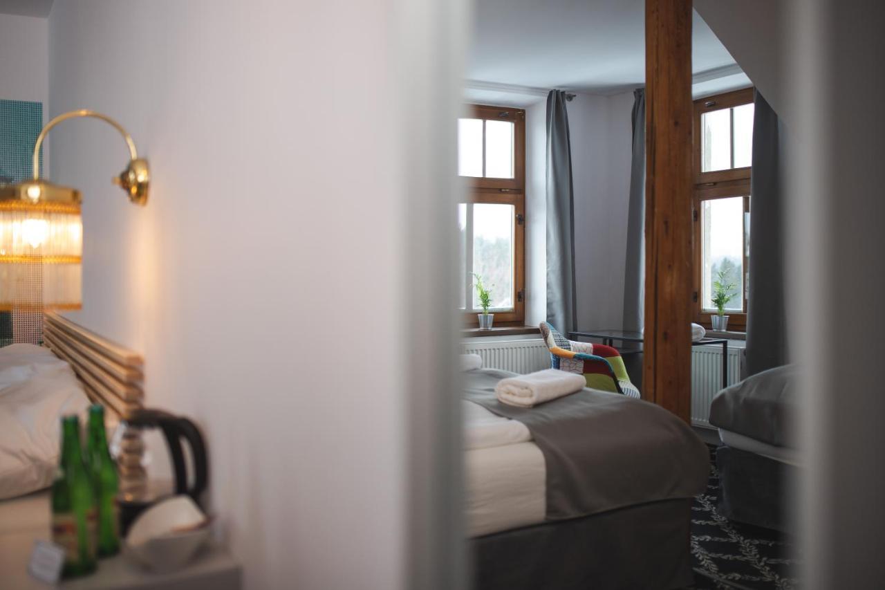 Hotel Petrin Яблонец над Нисоу Екстериор снимка